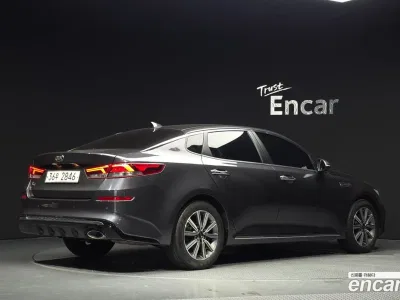 2019 Kia K5 2.0, фото 1, лот 10053972