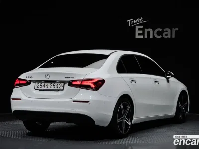 2020 Mercedes-Benz A-Class A250 4MATIC Sedan, фото 2, лот 10036328