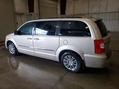 2015 CHRYSLER TOWN & COUNTRY TOURING L, фото 2, лот 10864572