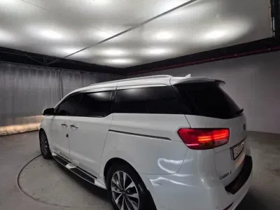 2015 Kia Canival 11-seater Prestige, фото 2, лот 11538988