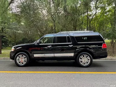 2010 Lincoln Navigator 5.4L AWD, фото 3, лот 10319847