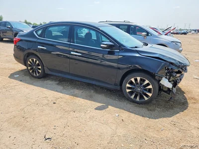 2017 NISSAN SENTRA SR, фото 4, лот 10739404