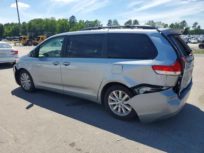2014 TOYOTA SIENNA XLE 7-PASSENGER, фото 2, лот 10556746