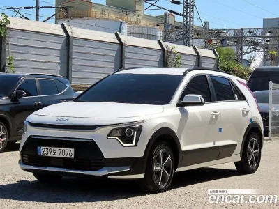 2024 Kia Niro Prestige, фото 1, лот 11407682