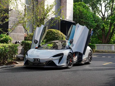 2023 McLaren Artura 3.0T Hybrid Standard, фото 1, лот 11227596