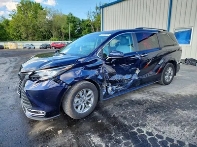 2022 TOYOTA SIENNA XLE, фото 1, лот 10523456