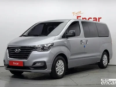 2020 Hyundai Starex Van 5-Seater, фото 1, лот 10222333