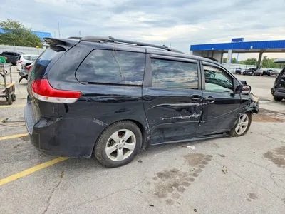 2014 TOYOTA SIENNA LE, фото 3, лот 10514225