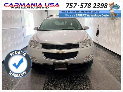 2010 CHEVROLET TRAVERSE LT, фото 2, лот 10981002