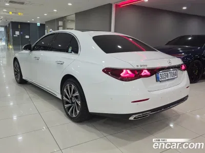 2025 Mercedes-Benz E-Class E300 4MATIC Exclusive, фото 1, лот 10055057