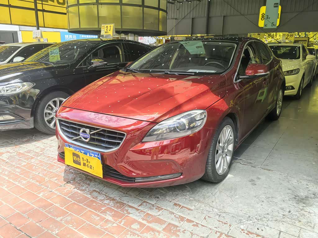 2014 Volvo V40 2.0T Zhiya Edition, фото 1, лот 10452520
