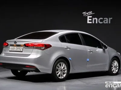 2016 Kia K3 Trendy, фото 2, лот 10396438
