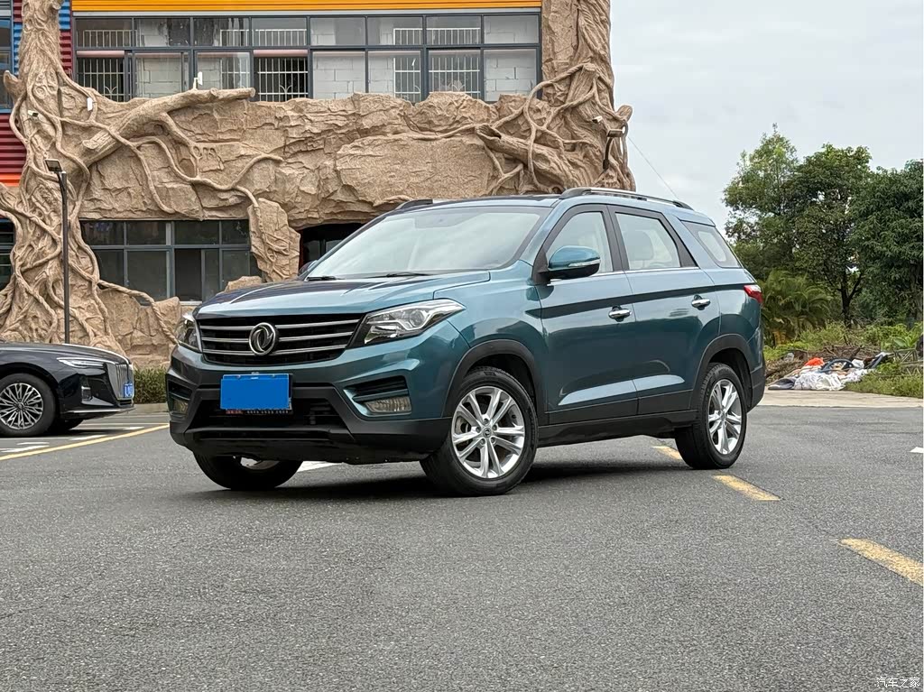 2019 Dongfeng Fengguang S560 1.5T Manual Urban 7-Seater, фото 1, лот 11228054