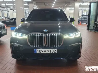 2022 BMW X7 xDrive 40i M Sport 6STR, фото 1, лот 10205655
