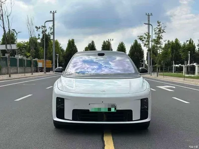 2025 Li Auto Li i8 Standard Edition, фото 3, лот 10825257