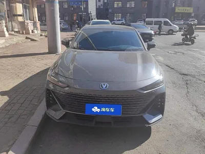 2022 Changan UNI-V 1.5T Premium Model, фото 2, лот 11547814