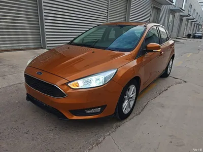 2018 Ford Focus Hatchback Classic EcoBoost 125 Automatic Super Trend Smart Edition, фото 2, лот 10420672