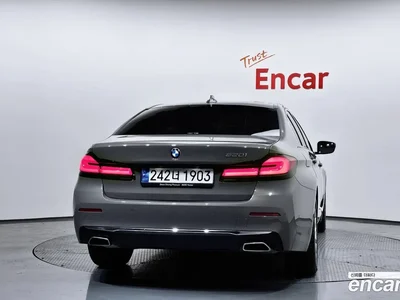 2022 BMW 5-Series 520i Luxury, фото 3, лот 10063203