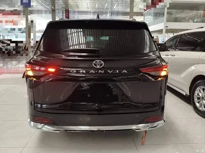 2024 Toyota Granvia 2.5L Hybrid Luxury, фото 4, лот 10956559