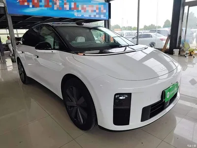 2025 Li Auto i6 2WD Base Model, фото 4, лот 10447656