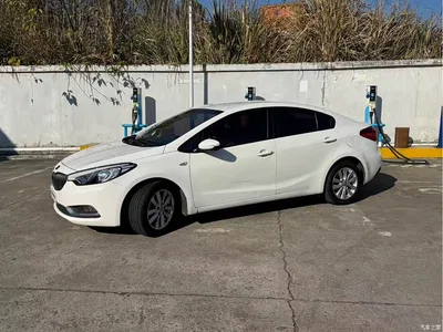2013 Kia K3 1.6L Automatic GL, фото 1, лот 10331112