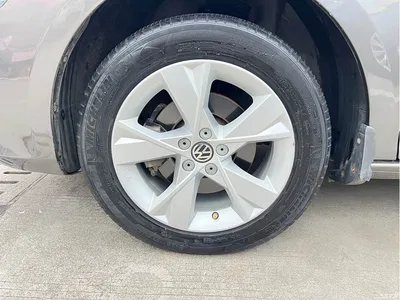 2013 Volkswagen Bora 1.6L Automatic Luxury Model, фото 4, лот 10394679