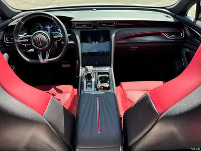 2025 Hongqi H6 Model 2.0T Fashion Edition, фото 4, лот 10480905