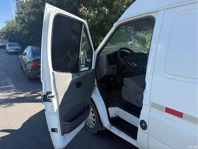 2019 Jiangling Tesun 2.8T Commercial Short Wheelbase Medium Roof 3-Seater China VI JX493, фото 2, лот 11157174