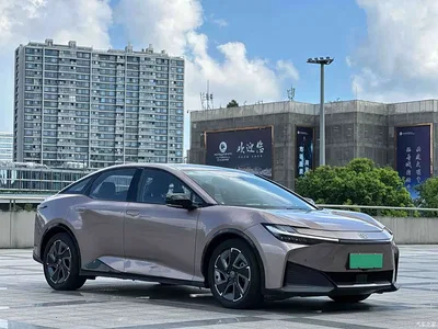 2023 Toyota bZ3 616km Long Range Premium, фото 3, лот 10269630