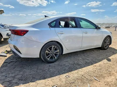 2024 KIA FORTE LXS, фото 3, лот 10669256