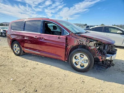 2018 CHRYSLER PACIFICA HYBRID LIMITED, фото 4, лот 10886091