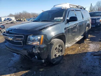 2011 CHEVROLET SUBURBAN K1500 LT, фото 1, лот 10580348
