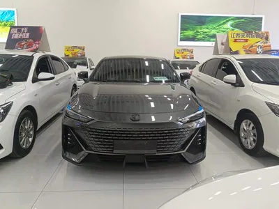 2022 Changan UNI-V 1.5T Premium Model, фото 2, лот 10248990