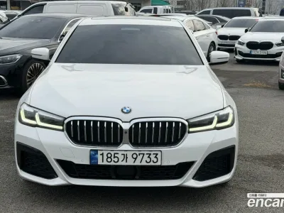 2023 BMW 5-Series 520i M Sport, фото 3, лот 10064436