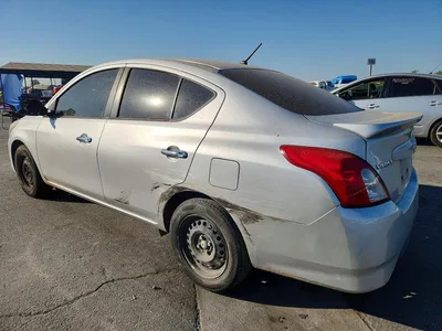 2018 NISSAN VERSA SV, фото 2, лот 10759019