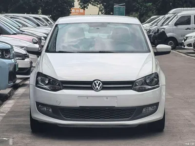 2013 Volkswagen Polo 1.6L Automatic Comfort Edition, фото 1, лот 11194336