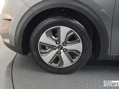 2017 Kia Niro Noblesse, фото 4, лот 10112987