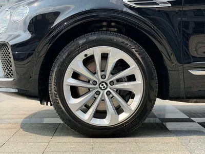 2024 Bentley Bentayga 4.0T V8 Long Wheelbase, фото 4, лот 10442559