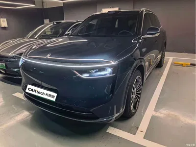 2025 AITO Wenjie AITO M8 Model Extended Range Ultra Edition 53.4kWh 5-Seater, фото 1, лот 10277668