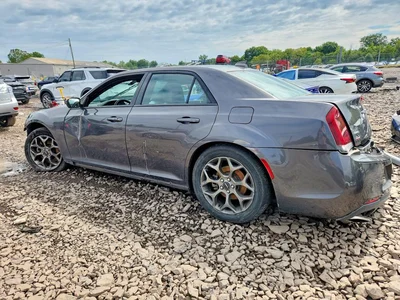 2015 CHRYSLER 300 S, фото 2, лот 10867661