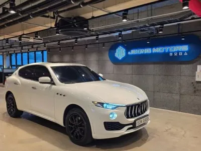 2017 Maserati Levante 3.0 Diesel AWD Luxury, фото 2, лот 10118794