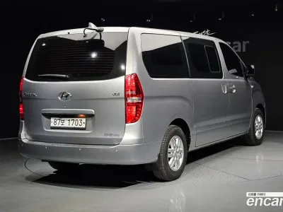 2019 Hyundai Starex Van 5-Seater, фото 1, лот 10191596