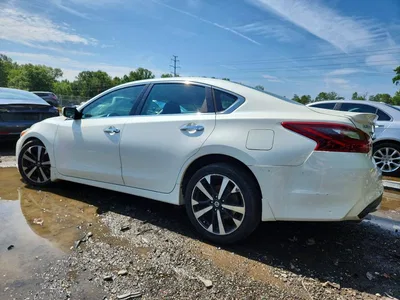 2018 NISSAN ALTIMA 2.5 SR, фото 2, лот 11577612