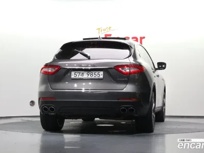2017 Maserati Levante 3.0 Diesel AWD Premium, фото 4, лот 10210353