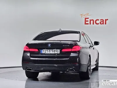 2023 BMW 5-Series 530e M Sport, фото 3, лот 10133478
