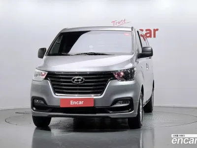 2021 Hyundai Starex Van 3-Seater, фото 3, лот 10160980