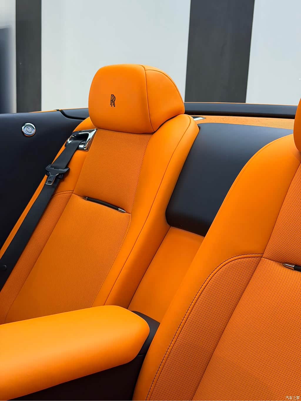 2018 Rolls-Royce Dawn, фото 4, лот 10395764