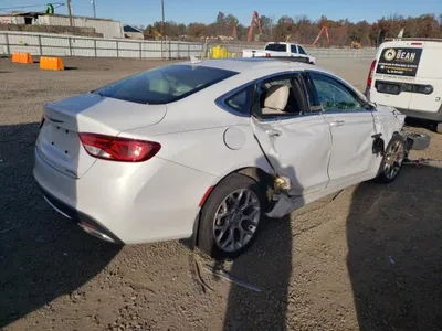 2015 CHRYSLER 200 C, фото 3, лот 10869315