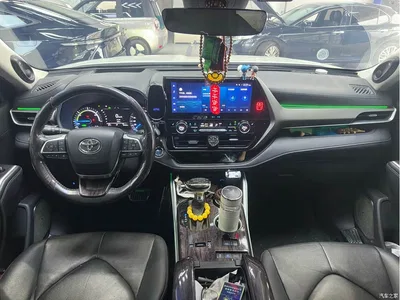 2022 Toyota Highlander Model Dual Engine 2.5L 4WD Premium Edition 7-Seater, фото 4, лот 10286389