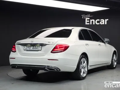 2018 Mercedes-Benz E-Class E220d 4MATIC Avantgarde, фото 2, лот 11210654